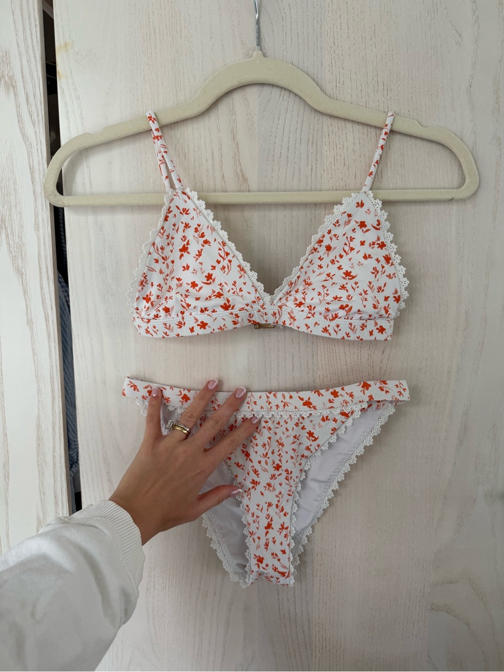 Womens Sabo Floral Lace-Trim Bralette & Bikini Set in White with Orange Floral